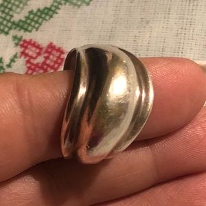 Sculpted Wave Dome ring Ss 925